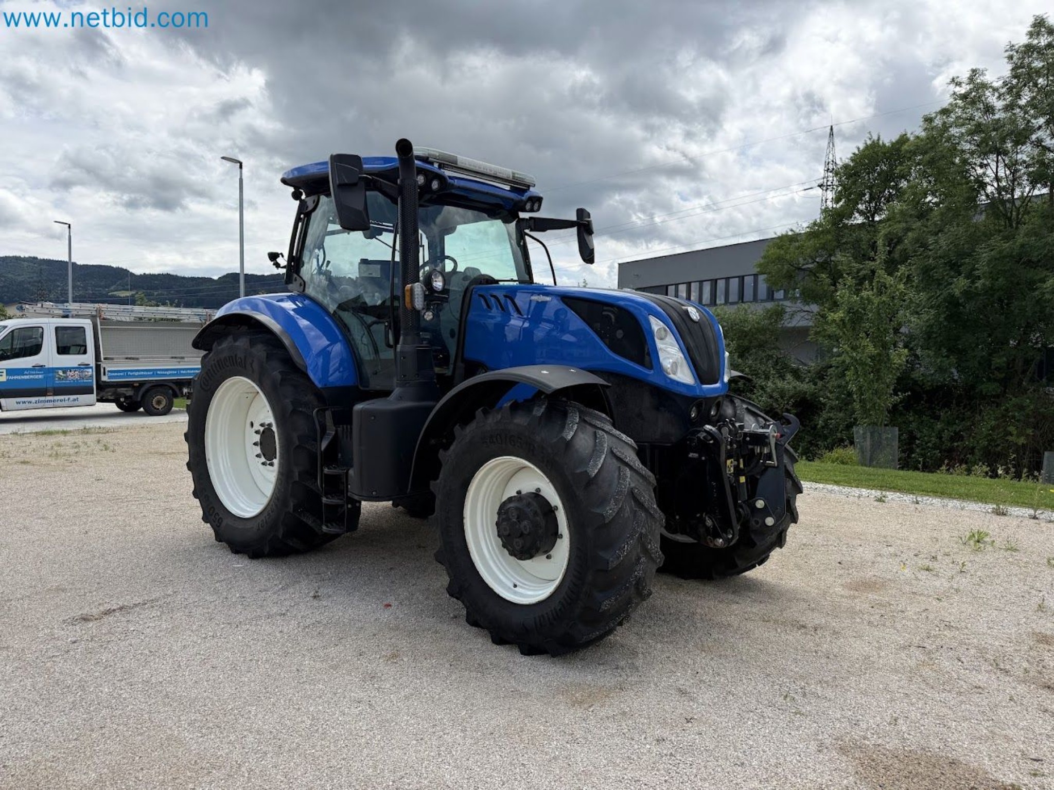 Traktor NEW HOLLAND T7.270 Auto Command